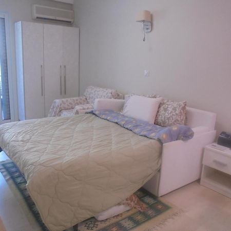 Modern Studio By The Sea Loutra Edipsou  Esterno foto