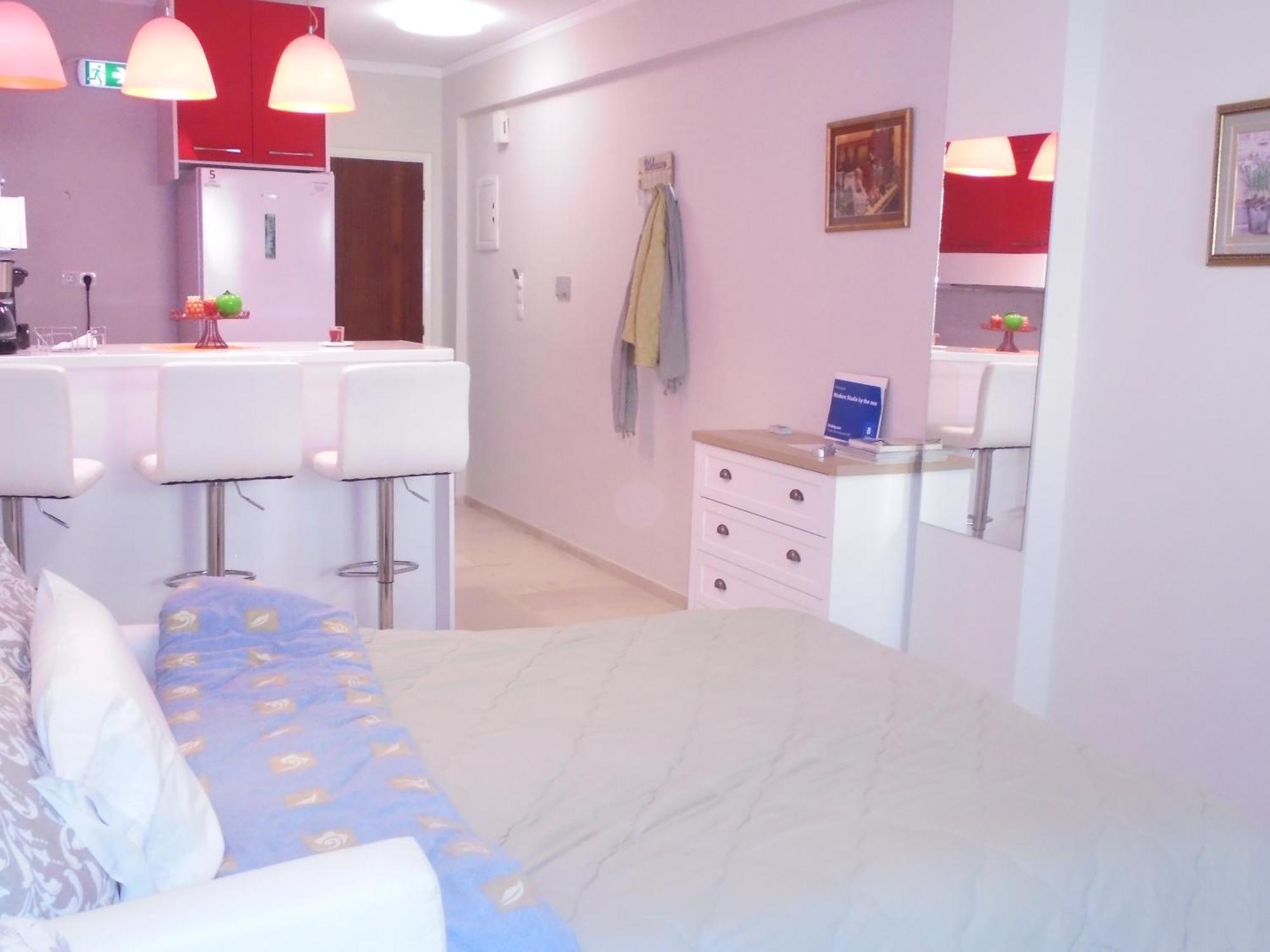 Modern Studio By The Sea Loutra Edipsou  Esterno foto